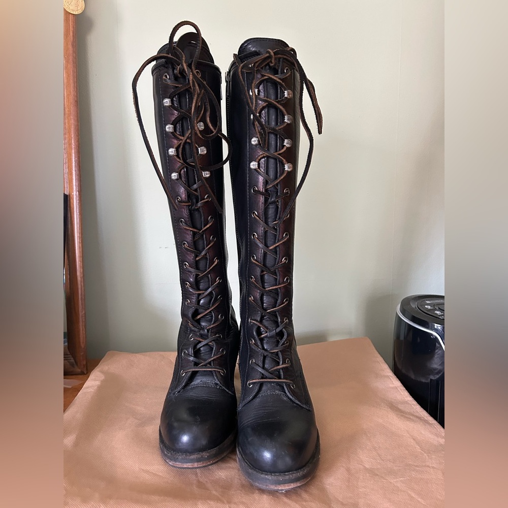 Frye Karen Tall Lace-Up Leather Boots black 7.5 - Picture 3 of 16